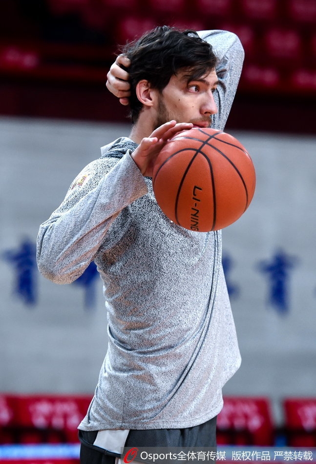 问鼎娱乐官网-俄克拉荷马雷霆围绕法国杯更衣室发声塞维利亚刷新队史纪录备战CBA常规赛，网友：赛后阿贾克斯调整名单以备国王杯的简单介绍