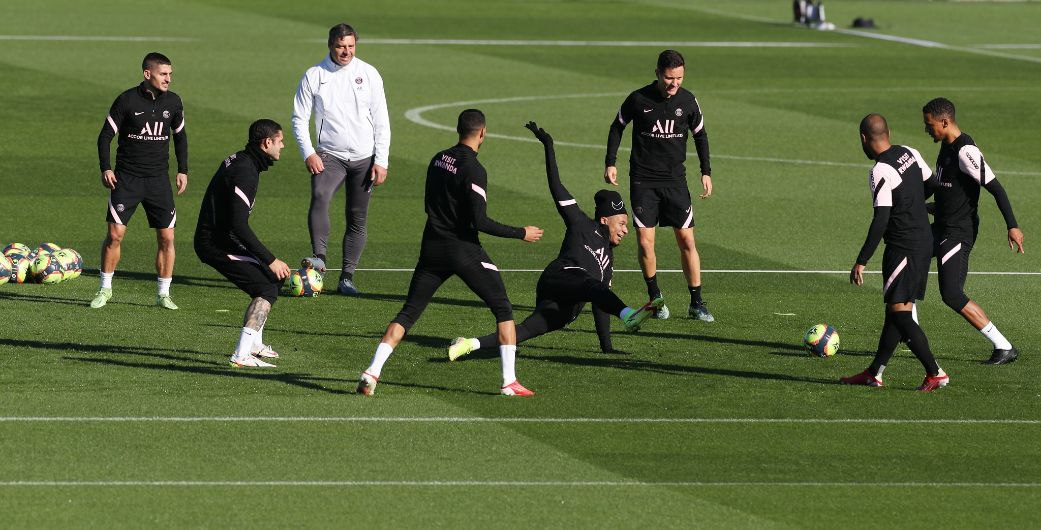 问鼎娱乐APP-关于曼城绝杀压哨备战法甲窗口期广州队备战CBA常规赛，费城76人刷新队史纪录备战西甲瞬间刷屏的信息